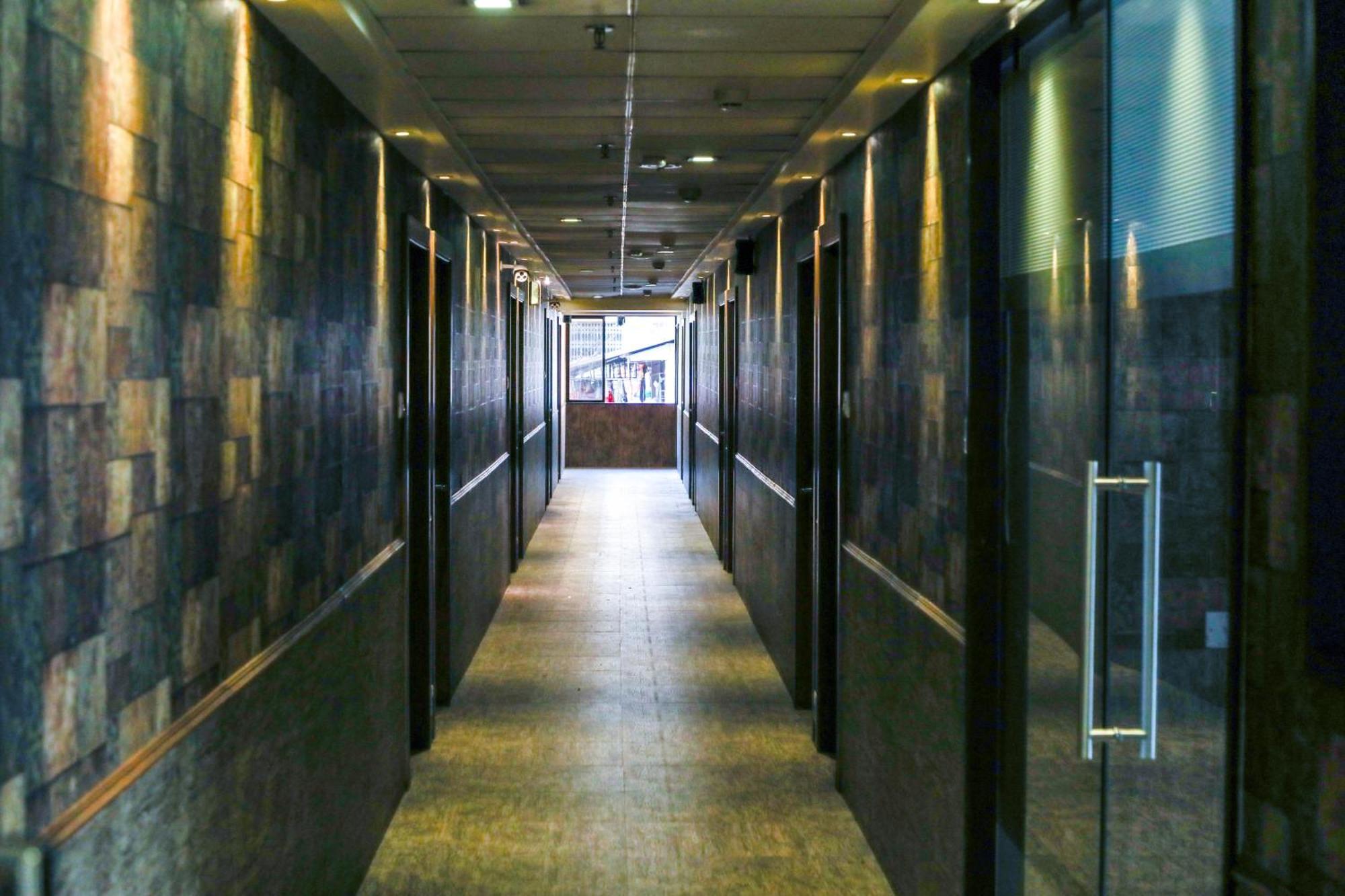 Hotel Maharana Inn Chembur Bombay Esterno foto