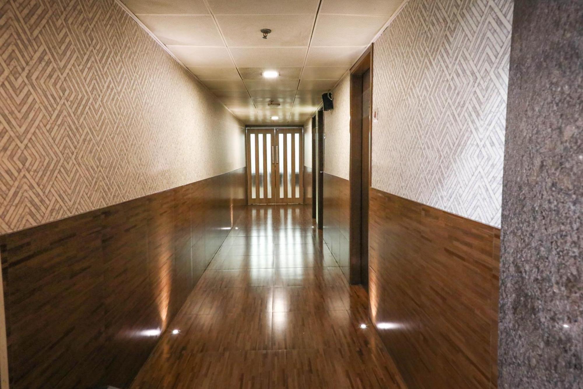 Hotel Maharana Inn Chembur Bombay Esterno foto