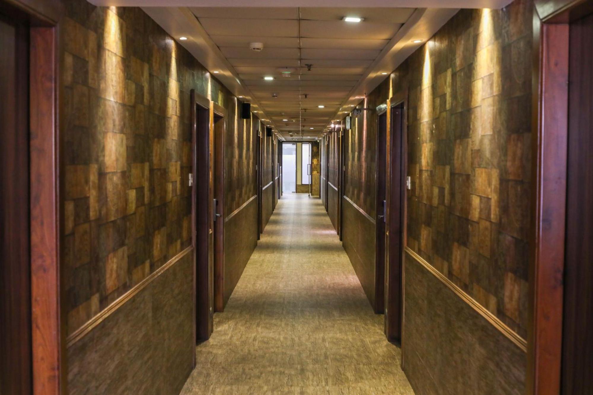 Hotel Maharana Inn Chembur Bombay Esterno foto