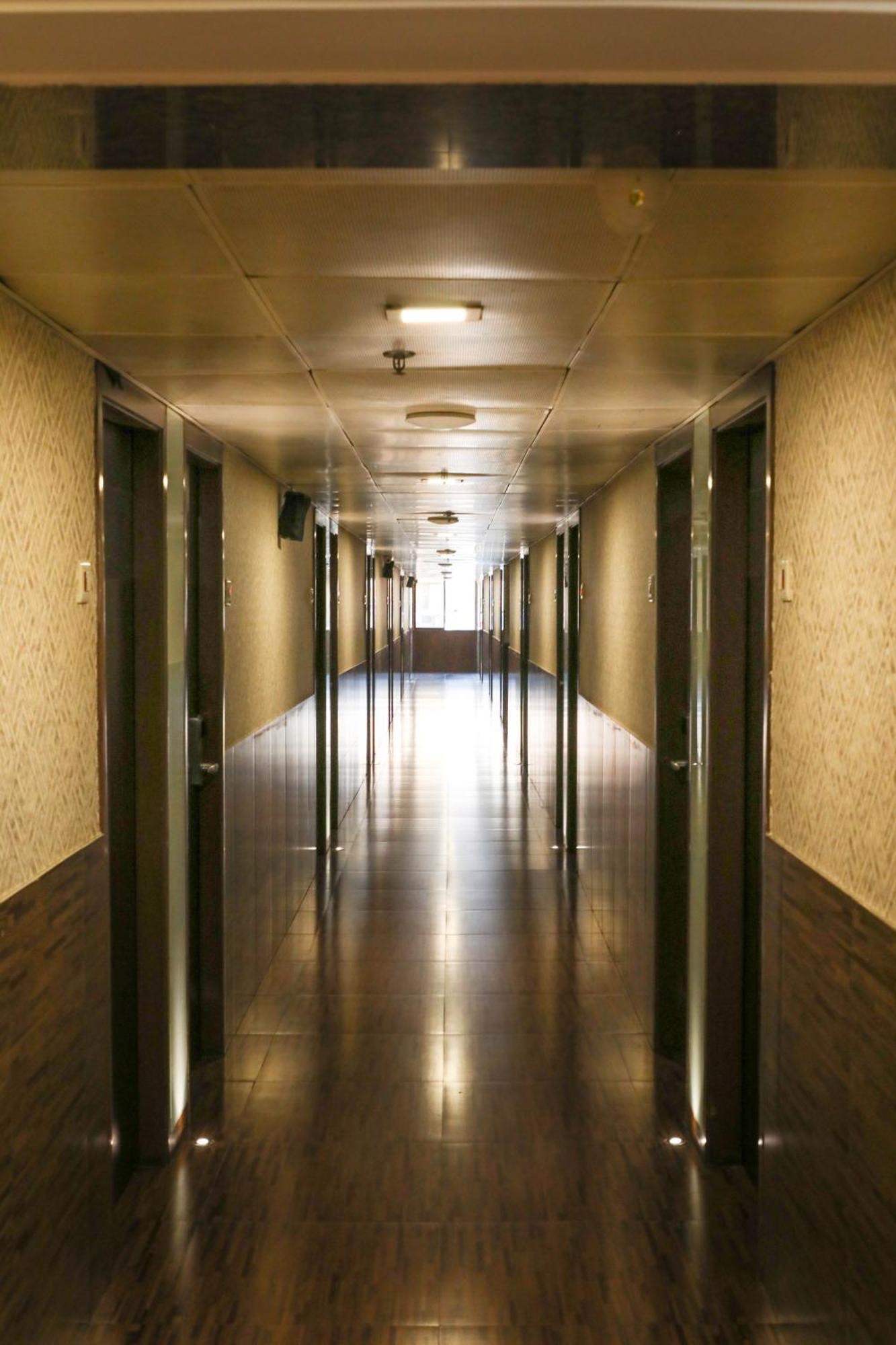 Hotel Maharana Inn Chembur Bombay Esterno foto