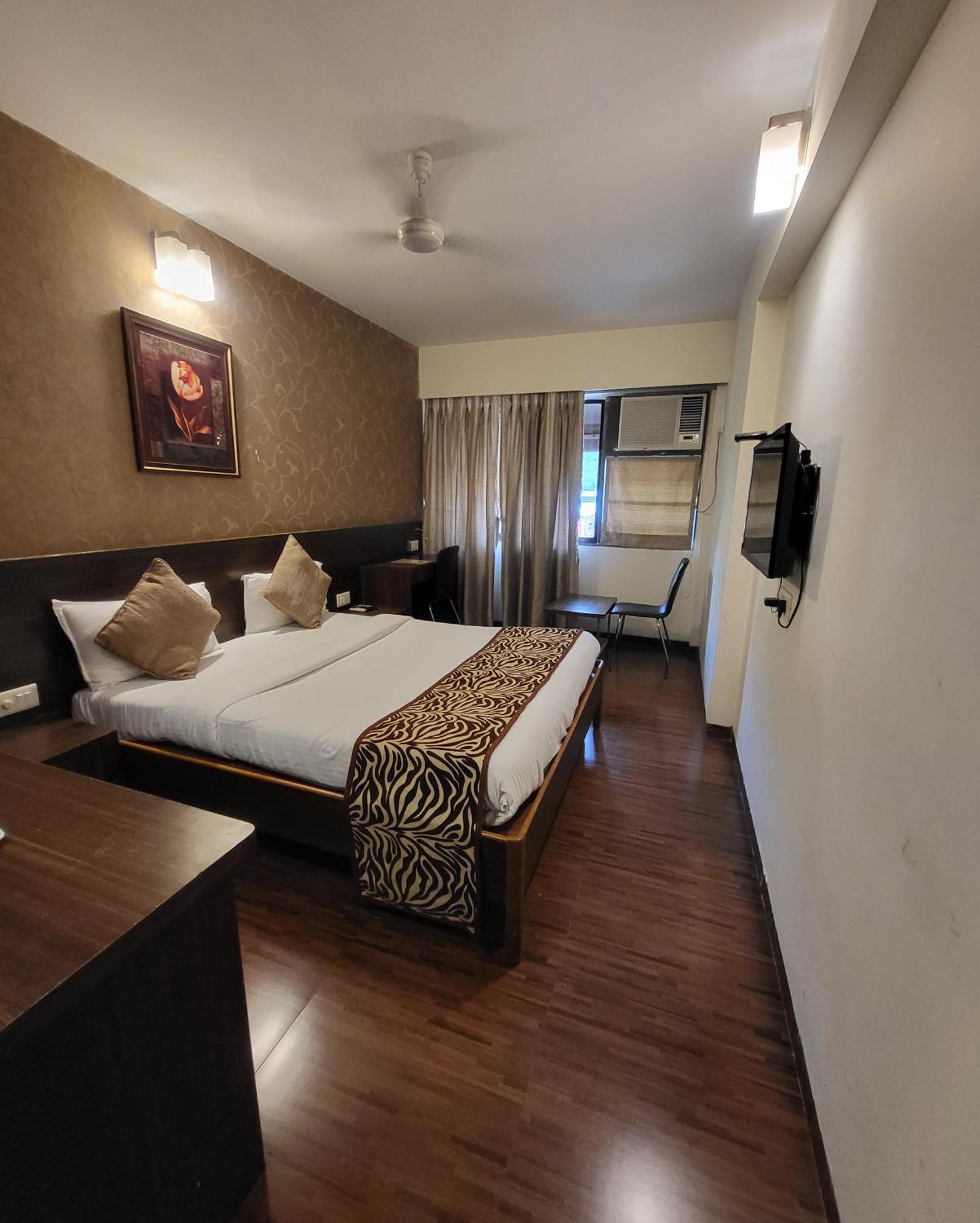 Hotel Maharana Inn Chembur Bombay Esterno foto