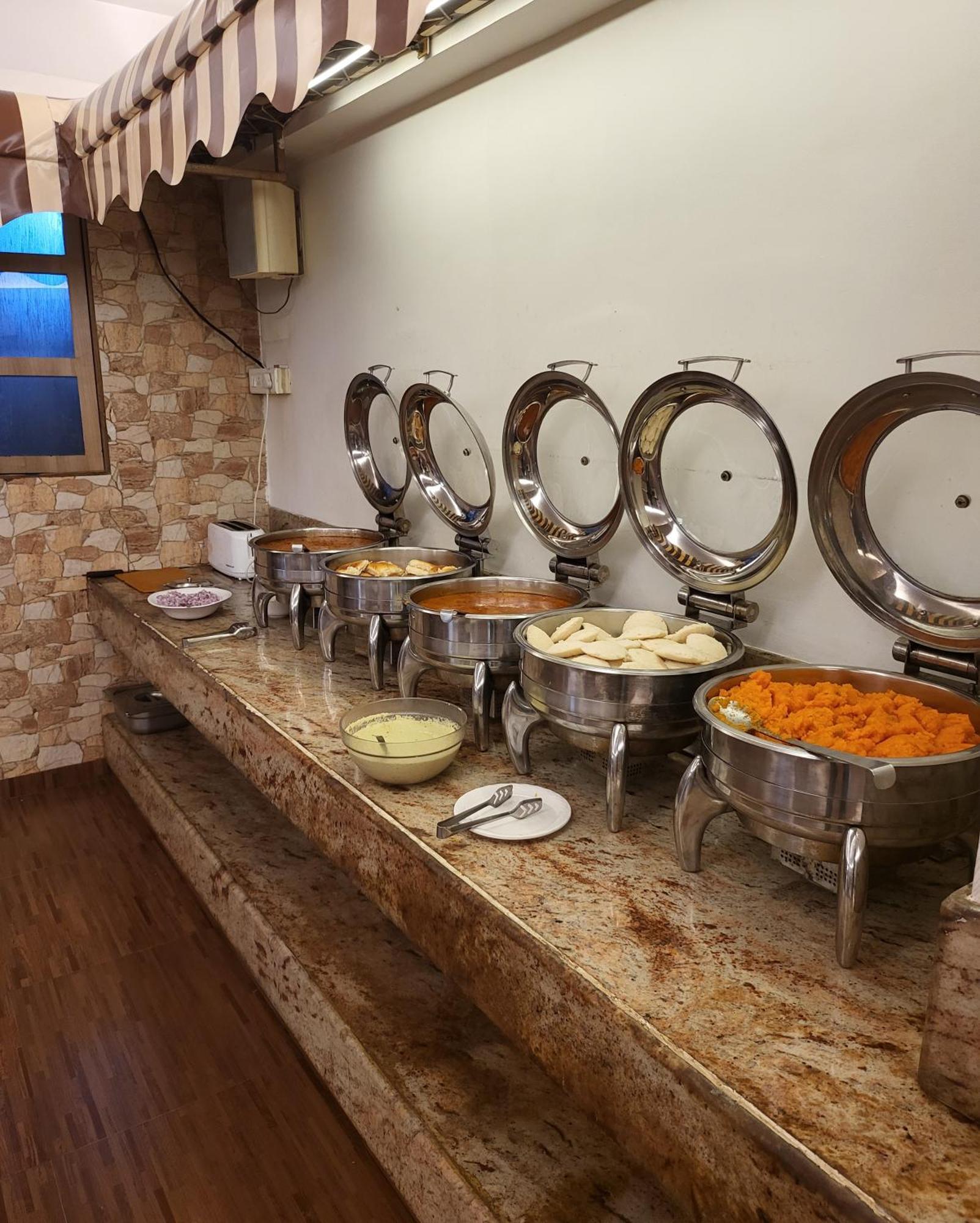 Hotel Maharana Inn Chembur Bombay Esterno foto