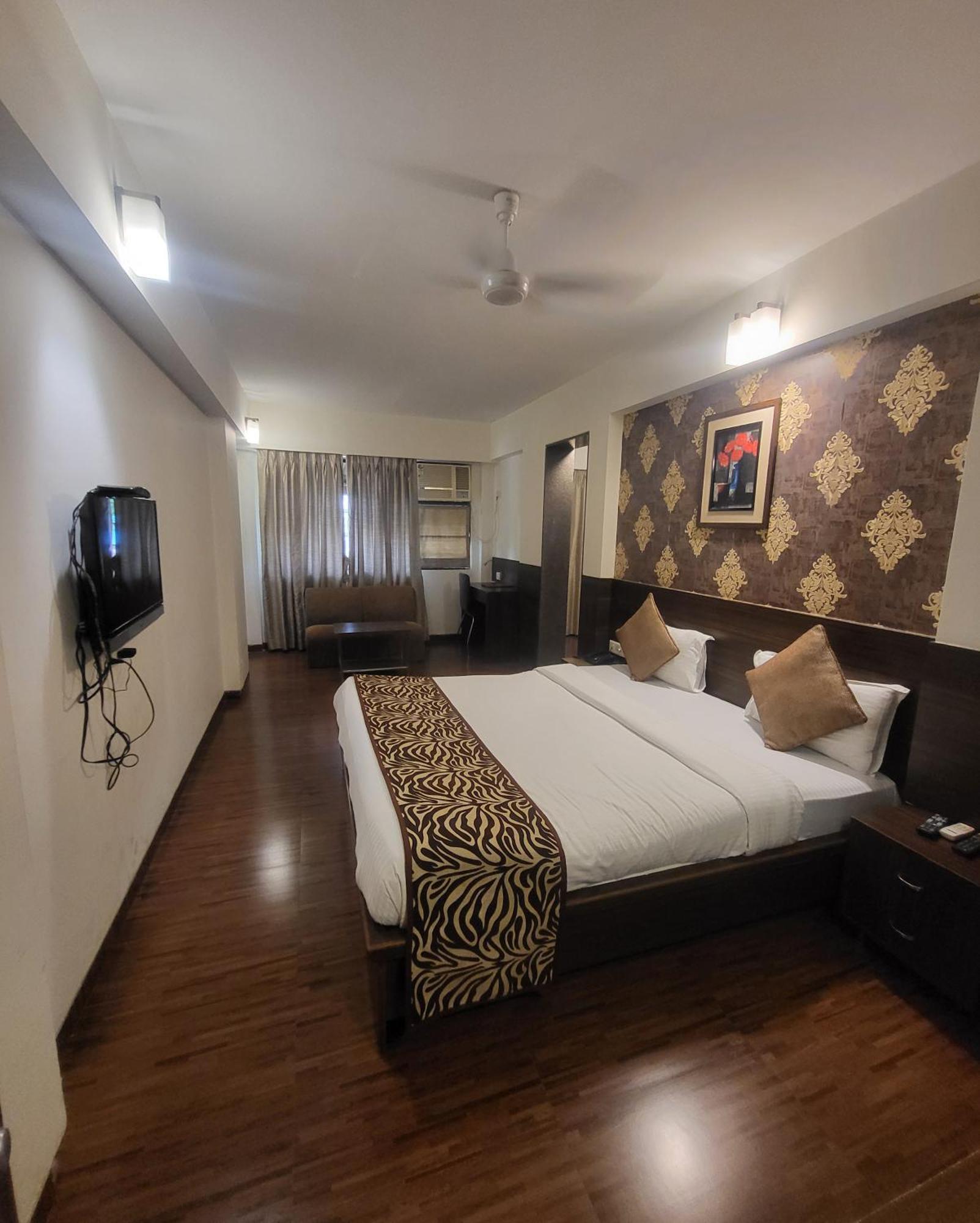 Hotel Maharana Inn Chembur Bombay Esterno foto