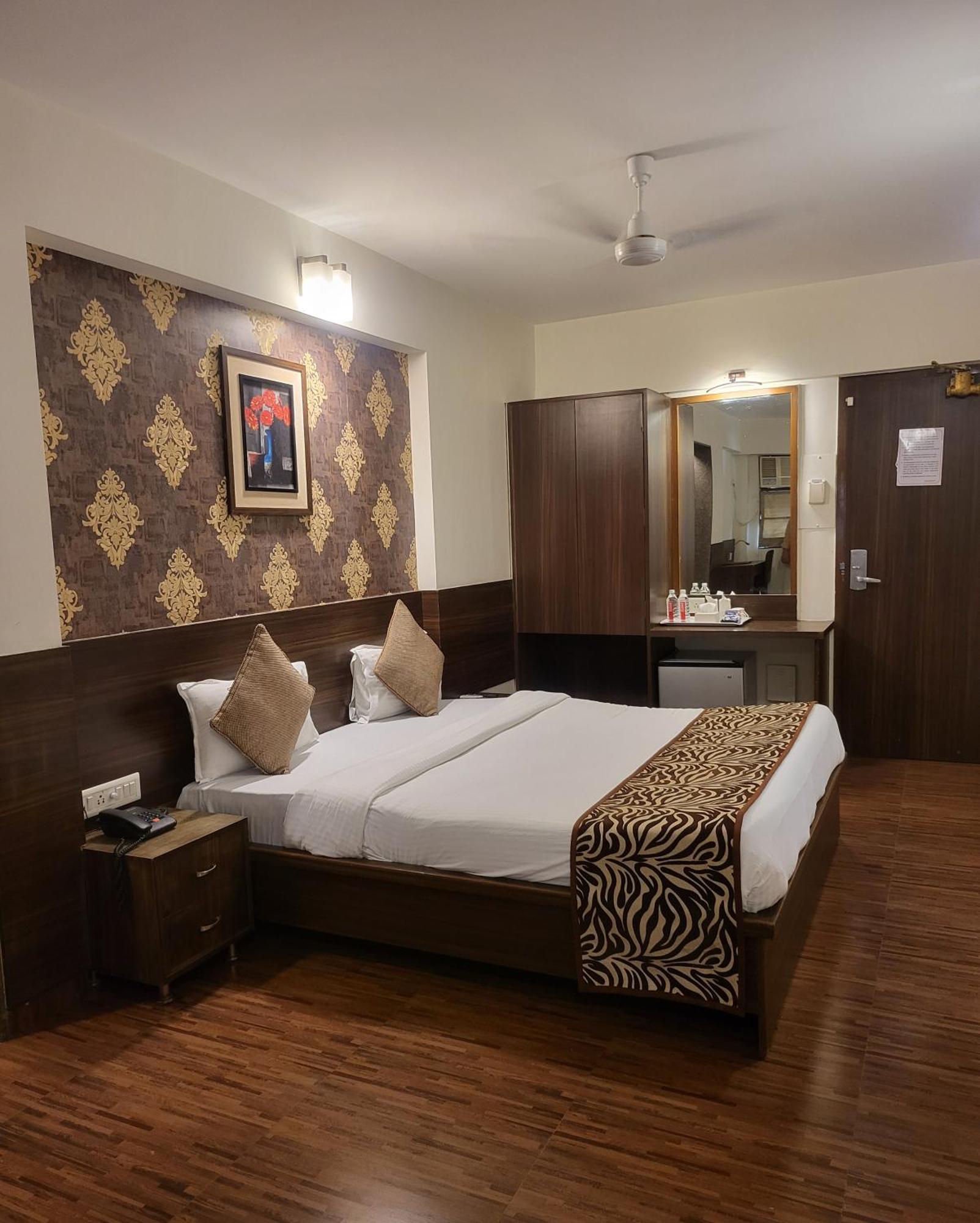 Hotel Maharana Inn Chembur Bombay Esterno foto