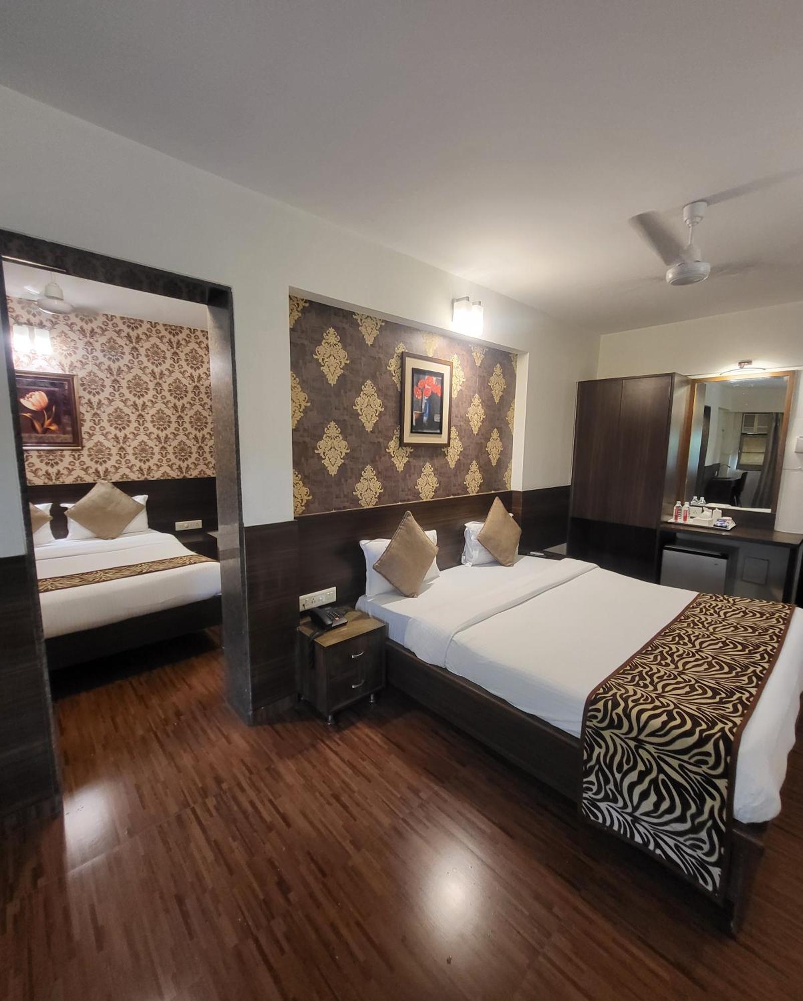 Hotel Maharana Inn Chembur Bombay Esterno foto