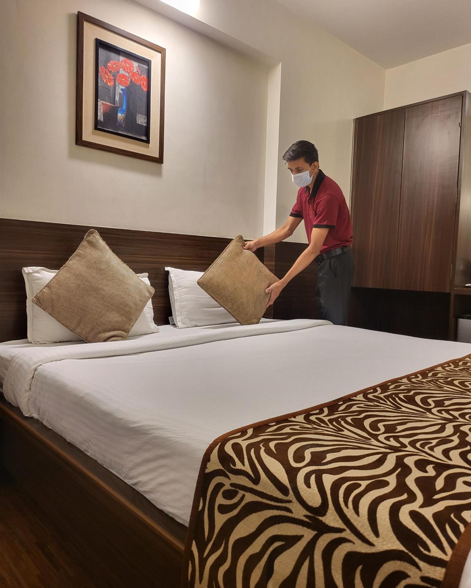 Hotel Maharana Inn Chembur Bombay Esterno foto